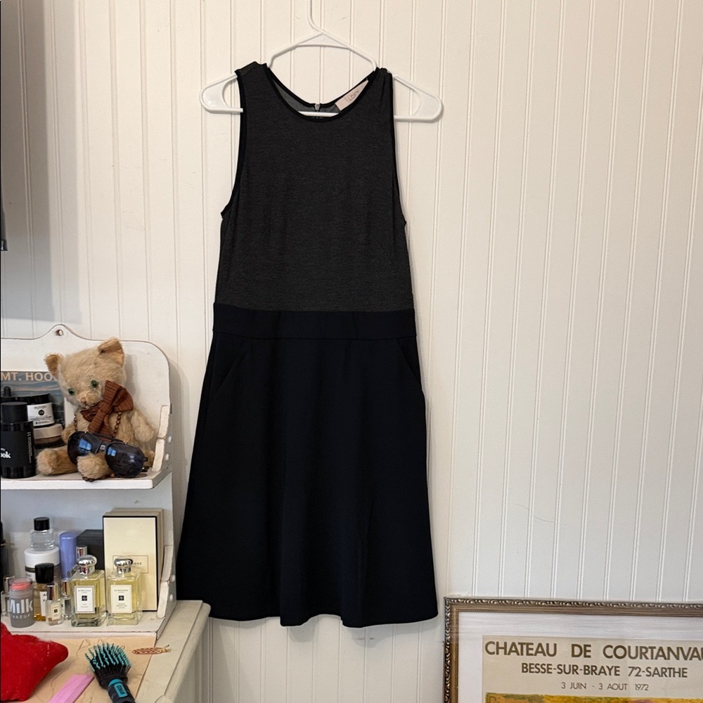 Sleeveless Black & Charcoal Fit-and-black Flare Dress sz 6